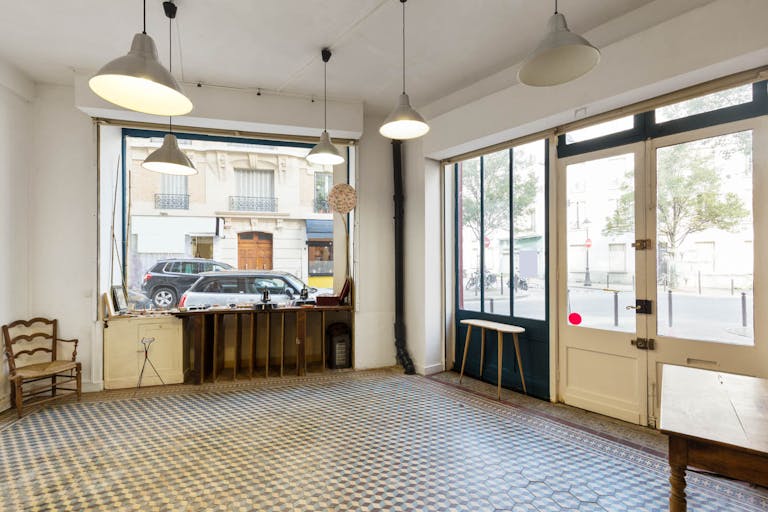 Paris 14th Pop-Up Boutique - Image 1