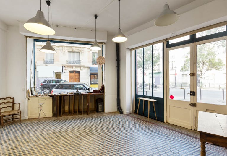 Paris 14th Pop-Up Boutique - Image 1