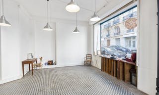 Paris 14th Pop-Up Boutique - Image 4