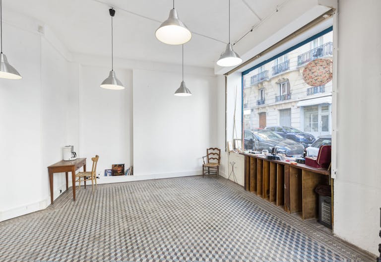 Paris 14th Pop-Up Boutique - Image 4