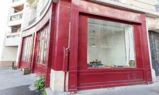 Paris 14th Pop-Up Boutique - Image 6