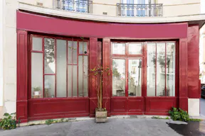 Paris 14th Pop-Up Boutique - Image 7