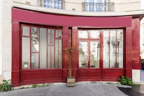 Paris 14th Pop-Up Boutique - Image 7