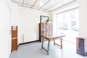 Bright Canal St-Martin Boutique - Image 10