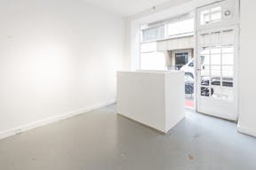 Denfert | Small Pop-Up Space / Gallery for Rent - Image 0