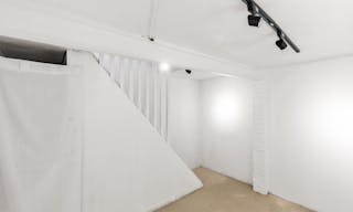 Denfert | Small Pop-Up Space / Gallery for Rent - Image 8