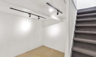 Denfert | Small Pop-Up Space / Gallery for Rent - Image 10