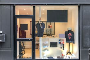 Cozy Le Marais Boutique - Image 0
