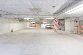 Amazing Opéra Retail Boutique - Image 3