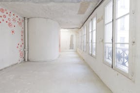 Amazing Opéra Retail Boutique - Image 6