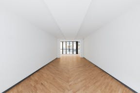 PERFECT FOR POP UP, SHOWROOM, EXHIBITION, FASHION SHOW - Image 7