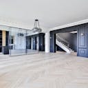 Incredible Space on Avenue Georges V