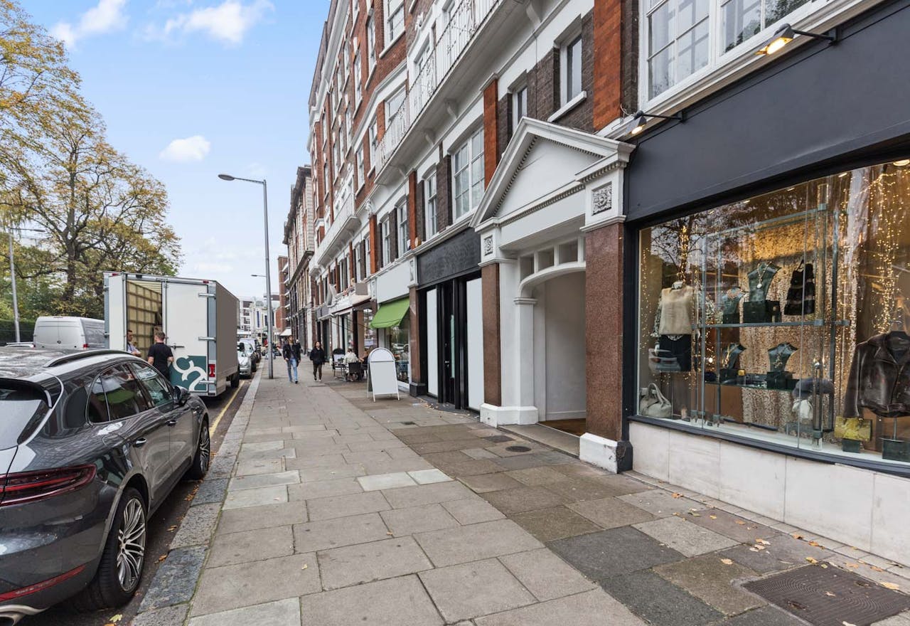 South Kensington Pop-Up Shop - Image 1