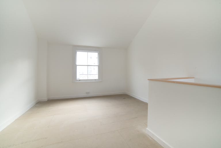 South Kensington Boutique - Image 4