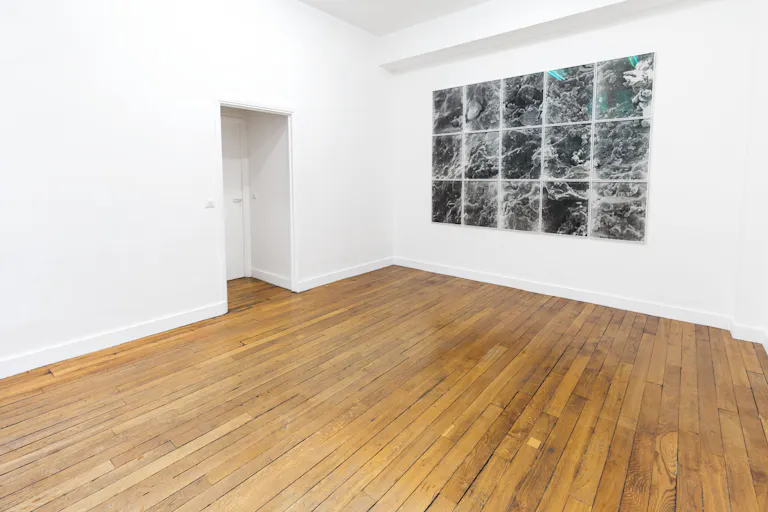 Private Apartment in Le Marais - Image 3