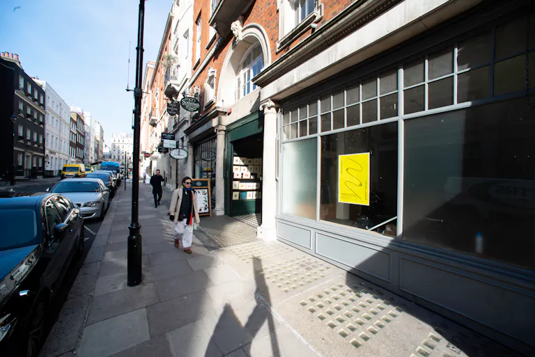 Elegant Mayfair Retail Boutique - Image 3