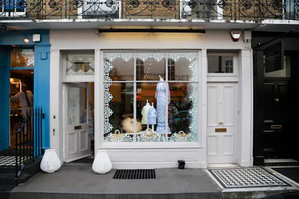 Elegant Belgravia Boutique - Image 0