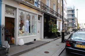 Elegant Belgravia Boutique - Image 1