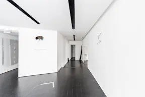 Retail Space in Paris 6th - Image 4