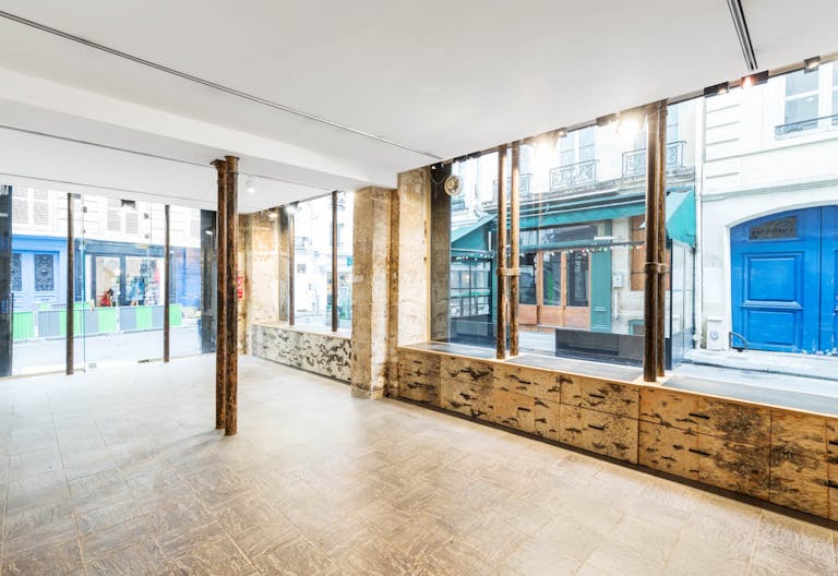 Bright Space near Rue de Rivoli - Image 0