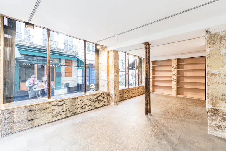 Bright Space near Rue de Rivoli - Image 3