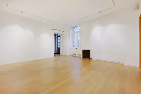 Une galerie confidentielle avec une adresse remarquable - Image 4