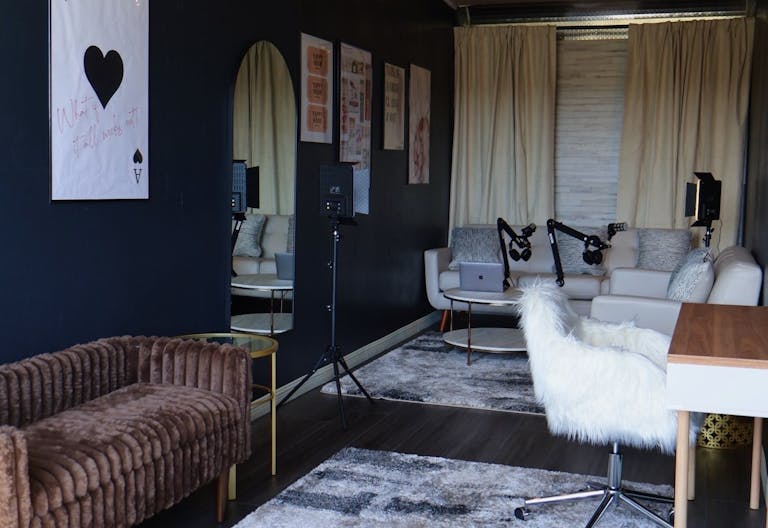 Mobile Content Creation Space/Podcasts/Photoshoots/Pop-up Events - Image 1