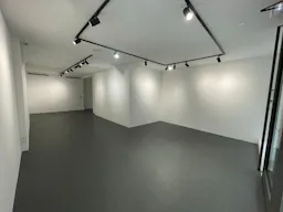 Galerie 50m� dans le Marais - Image 2
