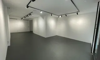 Galerie 50m� dans le Marais - Image 2