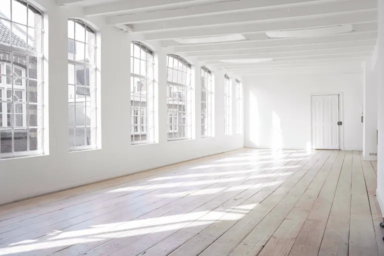 Bright Loft in City Center - Image 0
