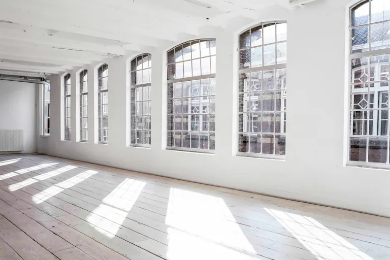 Bright Loft in City Center - Image 1