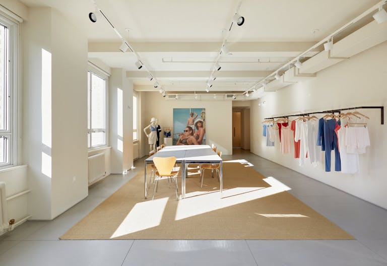 Modern Showroom directly opposite the Empire State Building - Image 0