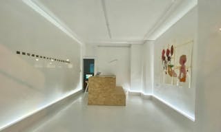 Sophisticated Boutique in the 9th district - Image 11