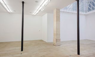 Beautiful Arts et M�tiers Showroom - Image 1