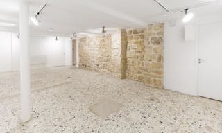 Retail Space in Le Marais - Image 6