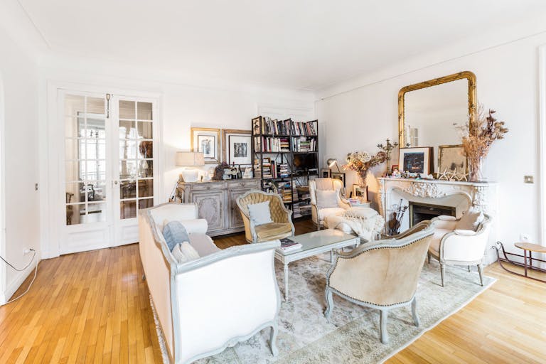 Loft Space in Paris 9th - Image 3