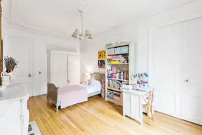 Loft Space in Paris 9th - Image 4