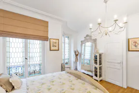 Loft Space in Paris 9th - Image 10