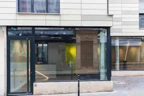 Bright Gallery in Le Marais - Image 1