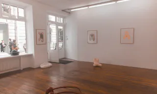 Contemporary art gallery in the elegant Le Marais neighborhood - Image 3
