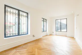 Spacious Tilsitt Flat with Garden - Image 19