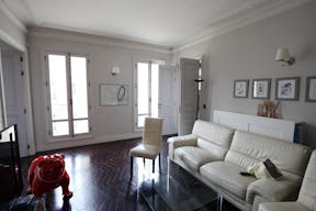 Loft Space on Franklin Roosevelt Avenue - Image 4