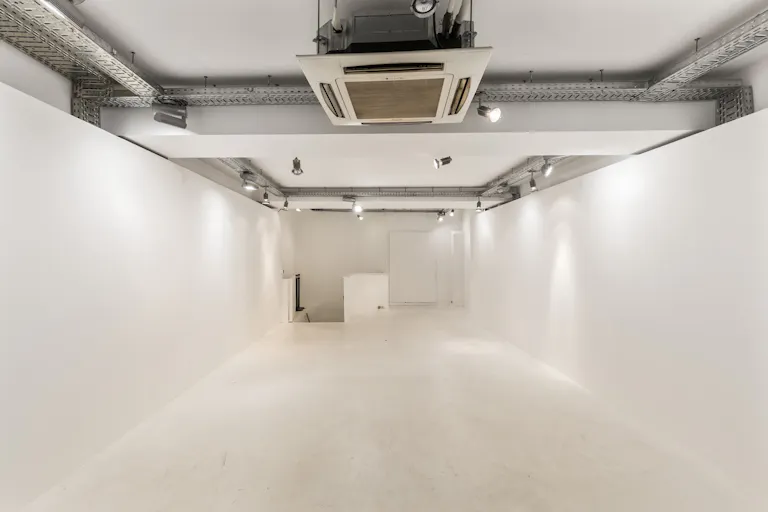 Pop-Up shop space in Le Marais - Image 0