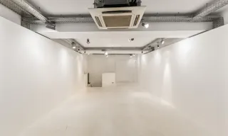 Pop-Up shop space in Le Marais - Image 0