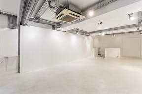 Pop-Up shop space in Le Marais - Image 1