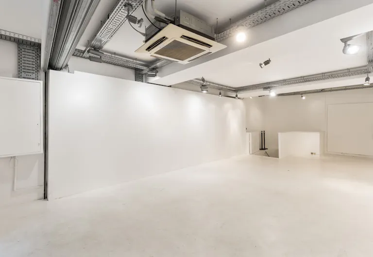 Pop-Up shop space in Le Marais - Image 1