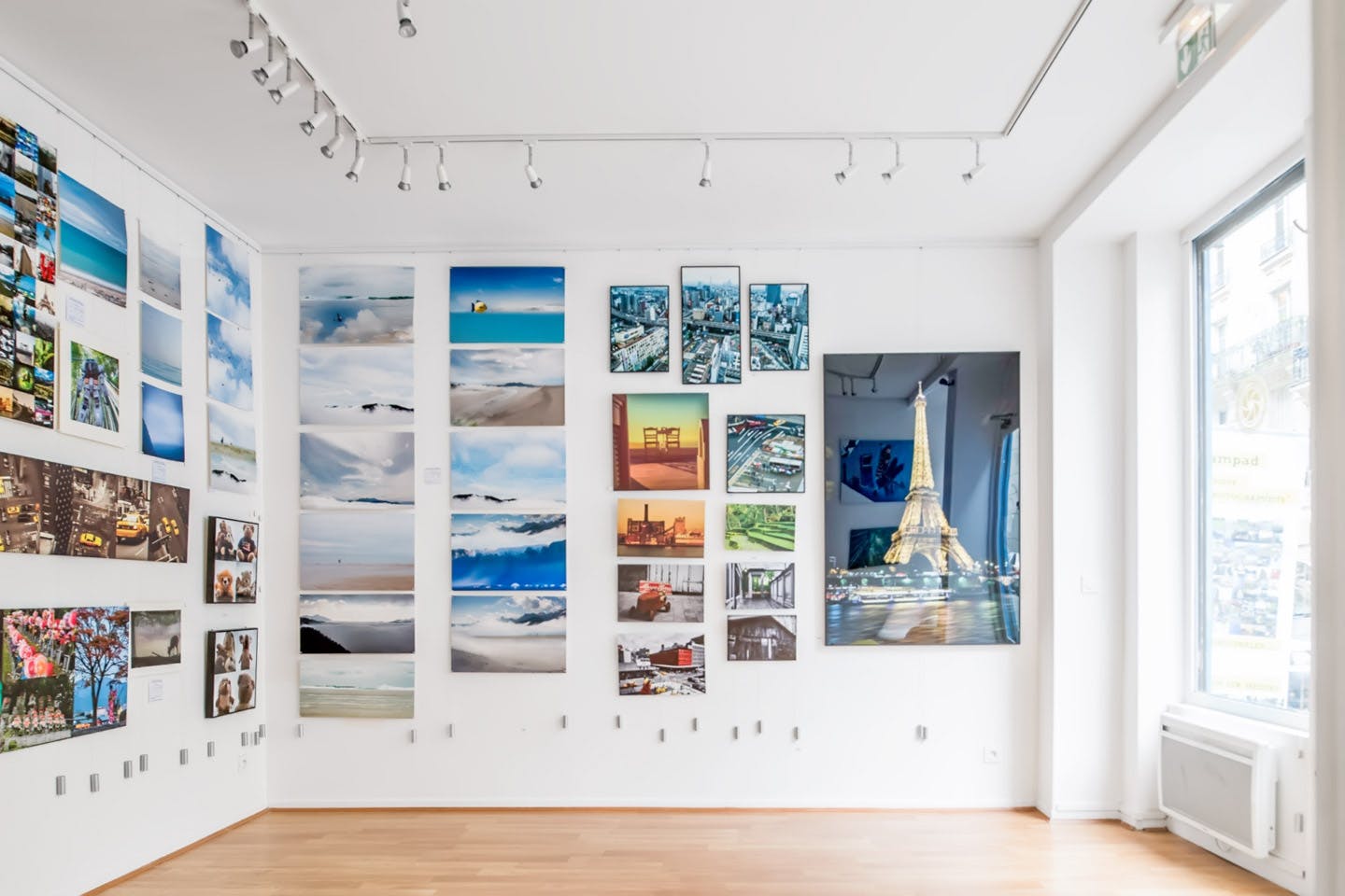 Elegant Art Gallery near Gambetta, Paris