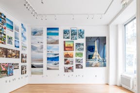 Elegant Art Gallery near Gambetta - Image 1