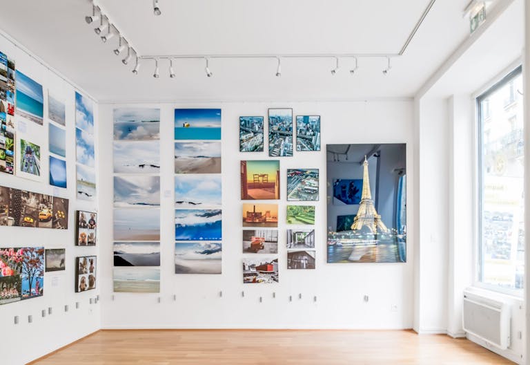 Elegant Art Gallery near Gambetta - Image 1