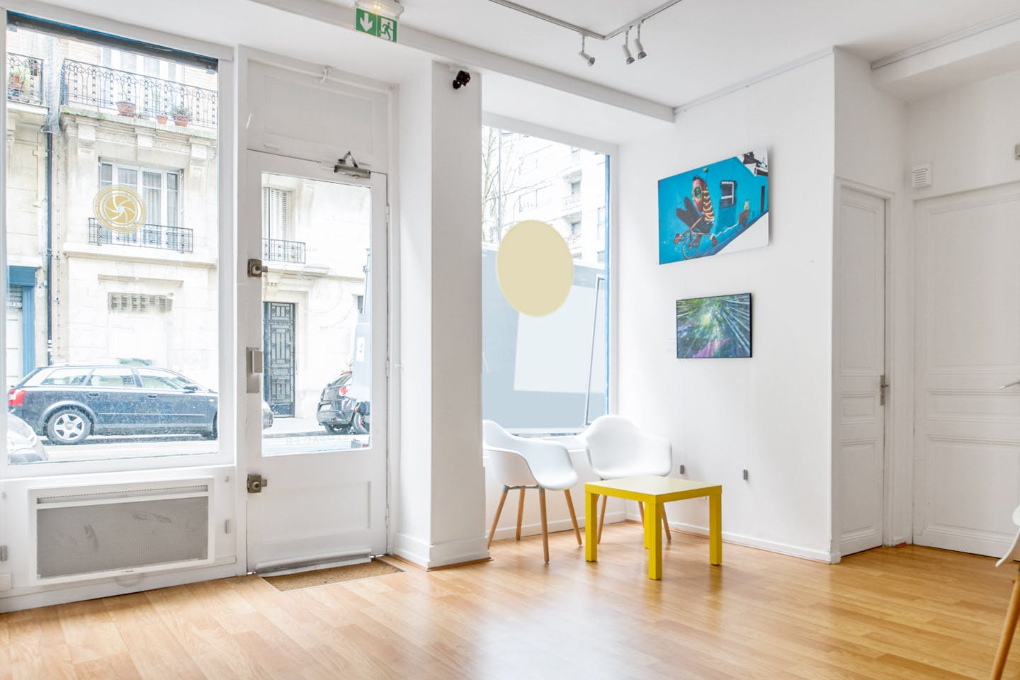 Elegant Art Gallery near Gambetta, Paris